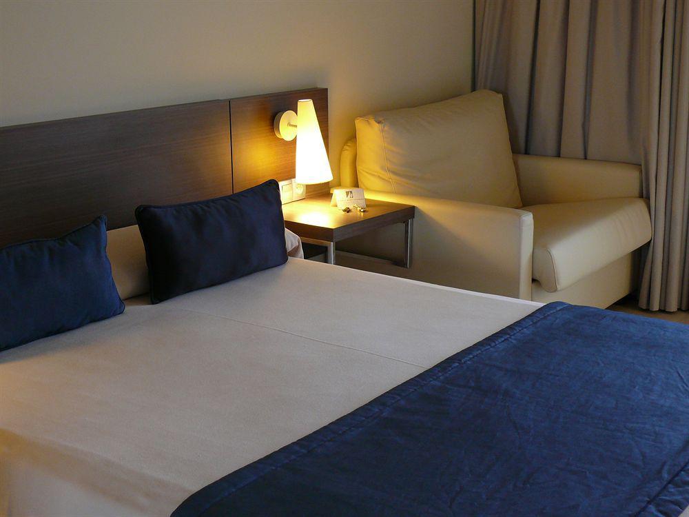Hotel Spa Mediterraneo Park Roses Dış mekan fotoğraf
